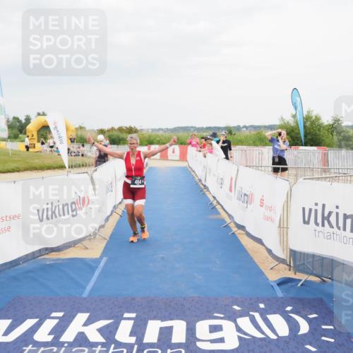 22.06.2025 - Viking Triathlon MichiJ http://msf.ph/oto/8122766 22.06.2025 17:07:24 Ziel 236, 484 meine-sportfotos.de