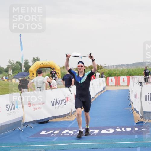 22.06.2025 - Viking Triathlon MichiJ http://msf.ph/oto/8122801 22.06.2025 16:38:29 Ziel 496 meine-sportfotos.de