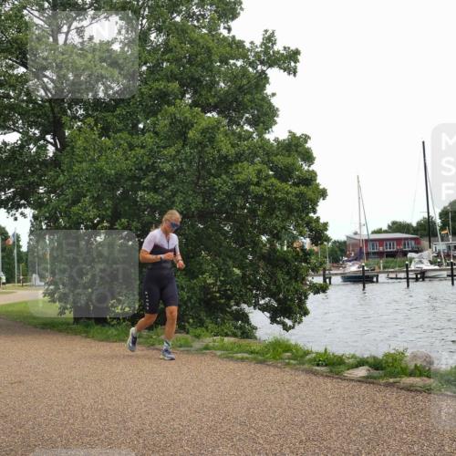 22.06.2025 - Viking Triathlon KatJ http://msf.ph/oto/8122818 22.06.2025 15:18:02 Laufen 18 meine-sportfotos.de