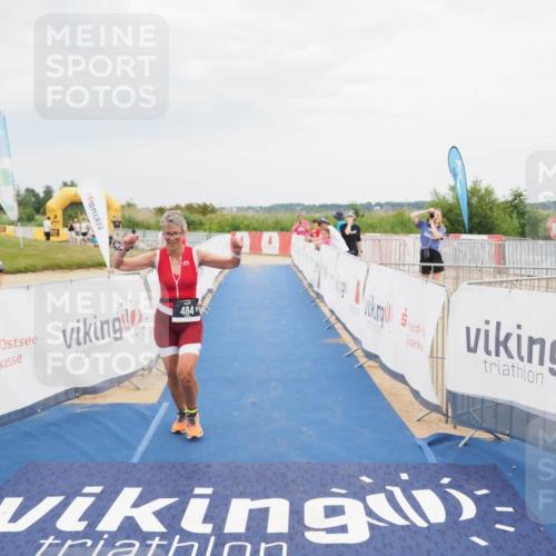 22.06.2025 - Viking Triathlon MichiJ http://msf.ph/oto/8122829 22.06.2025 17:07:25 Ziel 236, 484 meine-sportfotos.de
