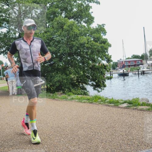 22.06.2025 - Viking Triathlon KatJ http://msf.ph/oto/8122851 22.06.2025 13:35:09 Laufen 284 meine-sportfotos.de