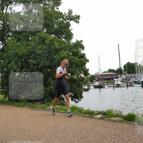22.06.2025 - Viking Triathlon KatJ http://msf.ph/oto/8122871 22.06.2025 15:18:03 Laufen 18 meine-sportfotos.de