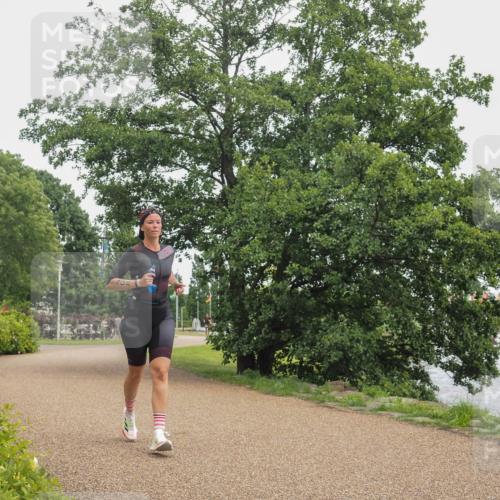 22.06.2025 - Viking Triathlon KatJ http://msf.ph/oto/8122969 22.06.2025 15:18:11 Laufen 408 meine-sportfotos.de