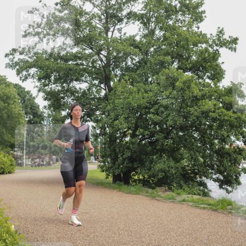 22.06.2025 - Viking Triathlon KatJ http://msf.ph/oto/8122977 22.06.2025 15:18:11 Laufen 408 meine-sportfotos.de