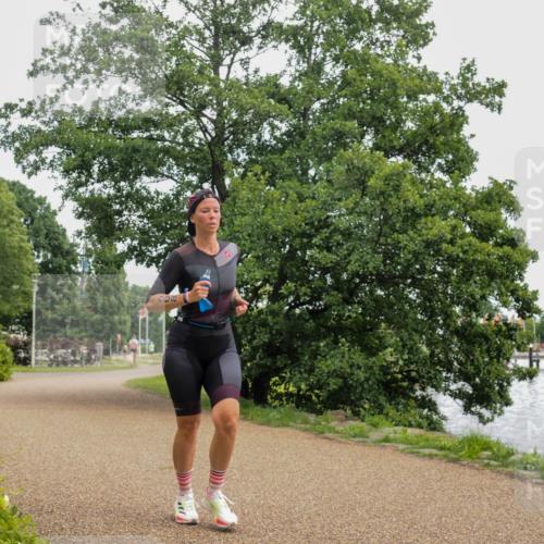 22.06.2025 - Viking Triathlon KatJ http://msf.ph/oto/8123005 22.06.2025 15:18:12 Laufen 408 meine-sportfotos.de