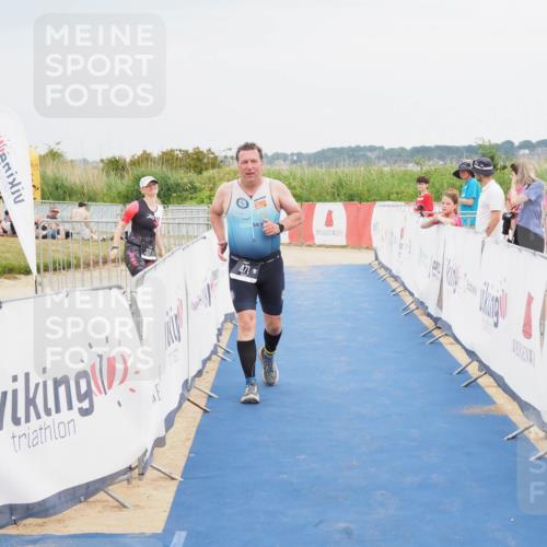 22.06.2025 - Viking Triathlon MichiJ http://msf.ph/oto/8123128 22.06.2025 17:07:37 Ziel 471 meine-sportfotos.de