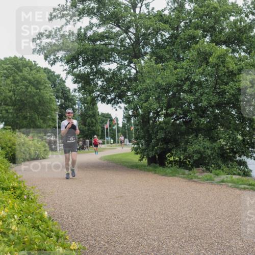 22.06.2025 - Viking Triathlon KatJ http://msf.ph/oto/8123135 22.06.2025 15:18:37 Laufen 378 meine-sportfotos.de
