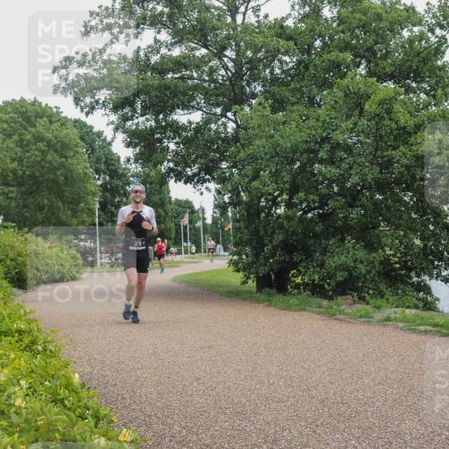 22.06.2025 - Viking Triathlon KatJ http://msf.ph/oto/8123155 22.06.2025 15:18:37 Laufen 378 meine-sportfotos.de