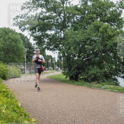 22.06.2025 - Viking Triathlon KatJ http://msf.ph/oto/8123162 22.06.2025 15:18:37 Laufen 378 meine-sportfotos.de