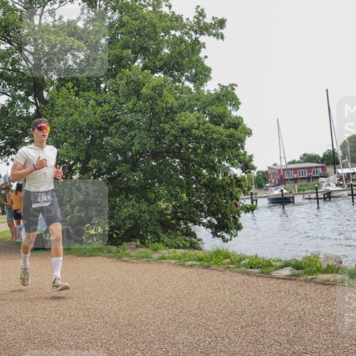22.06.2025 - Viking Triathlon KatJ http://msf.ph/oto/8123172 22.06.2025 13:36:32 Laufen 494 meine-sportfotos.de