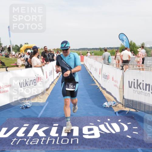 22.06.2025 - Viking Triathlon MichiJ http://msf.ph/oto/8123214 22.06.2025 15:14:21 Ziel 58, 124 meine-sportfotos.de