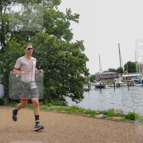22.06.2025 - Viking Triathlon KatJ http://msf.ph/oto/8123219 22.06.2025 13:36:46 Laufen 54, 294 meine-sportfotos.de