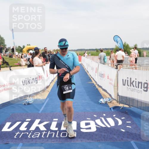 22.06.2025 - Viking Triathlon MichiJ http://msf.ph/oto/8123229 22.06.2025 15:14:21 Ziel 58, 124 meine-sportfotos.de