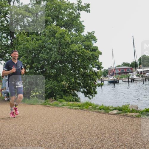 22.06.2025 - Viking Triathlon KatJ http://msf.ph/oto/8123243 22.06.2025 13:36:48 Laufen 54, 294 meine-sportfotos.de