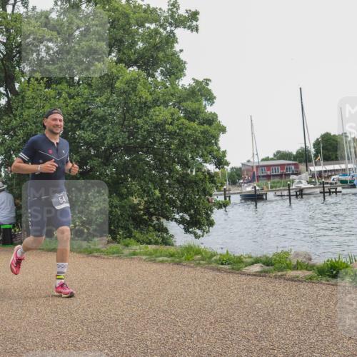 22.06.2025 - Viking Triathlon KatJ http://msf.ph/oto/8123251 22.06.2025 13:36:48 Laufen 54, 294 meine-sportfotos.de