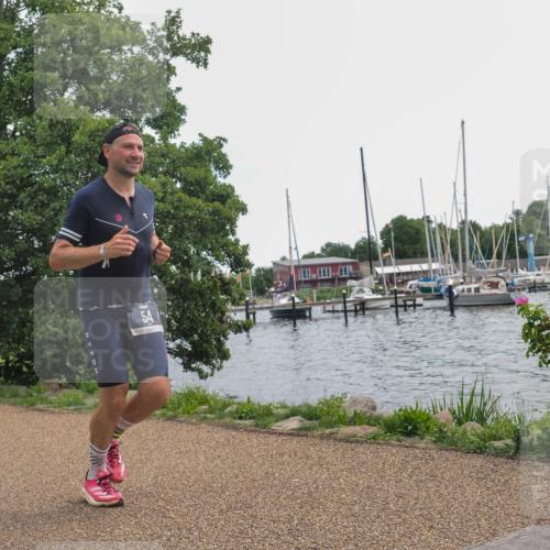22.06.2025 - Viking Triathlon KatJ http://msf.ph/oto/8123264 22.06.2025 13:36:49 Laufen 54, 294 meine-sportfotos.de