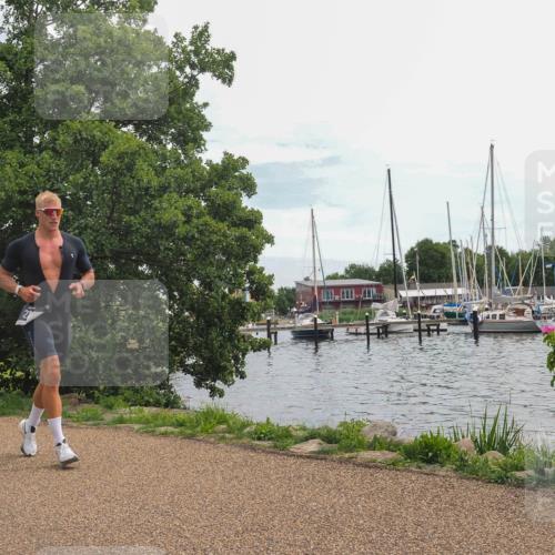 22.06.2025 - Viking Triathlon KatJ http://msf.ph/oto/8123300 22.06.2025 13:37:03 Laufen 229 meine-sportfotos.de