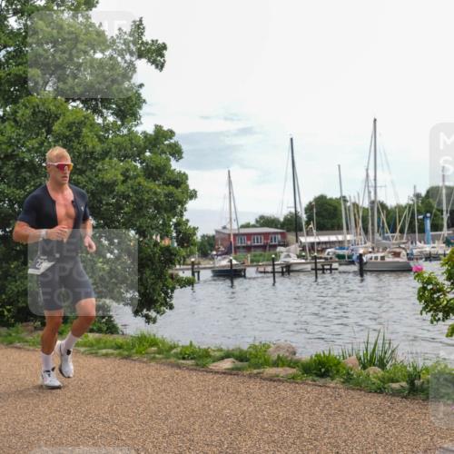 22.06.2025 - Viking Triathlon KatJ http://msf.ph/oto/8123307 22.06.2025 13:37:04 Laufen 229 meine-sportfotos.de
