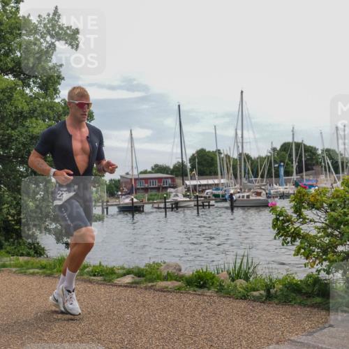22.06.2025 - Viking Triathlon KatJ http://msf.ph/oto/8123315 22.06.2025 13:37:04 Laufen 229 meine-sportfotos.de