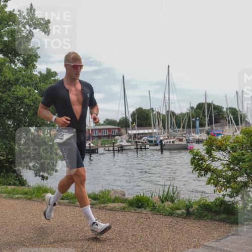 22.06.2025 - Viking Triathlon KatJ http://msf.ph/oto/8123319 22.06.2025 13:37:04 Laufen 229 meine-sportfotos.de
