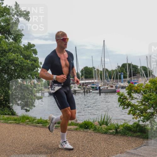 22.06.2025 - Viking Triathlon KatJ http://msf.ph/oto/8123323 22.06.2025 13:37:04 Laufen 229 meine-sportfotos.de