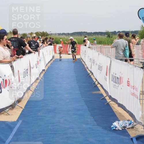 22.06.2025 - Viking Triathlon MichiJ http://msf.ph/oto/8123341 22.06.2025 15:14:27 Ziel 281 meine-sportfotos.de