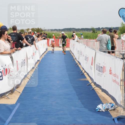 22.06.2025 - Viking Triathlon MichiJ http://msf.ph/oto/8123354 22.06.2025 15:14:28 Ziel 281 meine-sportfotos.de