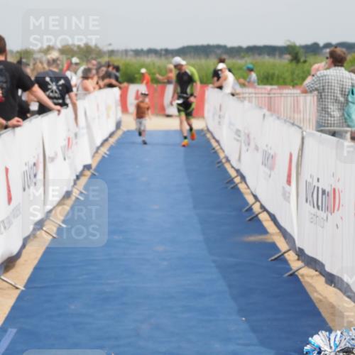 22.06.2025 - Viking Triathlon MichiJ http://msf.ph/oto/8123377 22.06.2025 15:14:28 Ziel 281 meine-sportfotos.de
