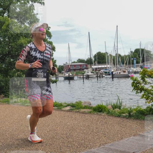 22.06.2025 - Viking Triathlon KatJ http://msf.ph/oto/8123379 22.06.2025 13:37:17 Laufen 65, 309 meine-sportfotos.de