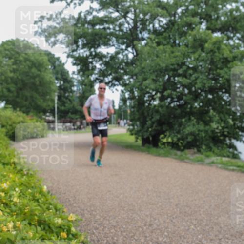 22.06.2025 - Viking Triathlon KatJ http://msf.ph/oto/8123421 22.06.2025 15:18:53 Laufen 205 meine-sportfotos.de