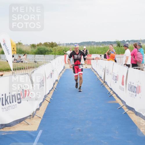 22.06.2025 - Viking Triathlon MichiJ http://msf.ph/oto/8123453 22.06.2025 17:09:39 Ziel 493 meine-sportfotos.de
