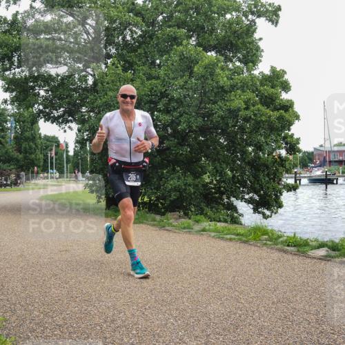 22.06.2025 - Viking Triathlon KatJ http://msf.ph/oto/8123476 22.06.2025 15:18:54 Laufen 205 meine-sportfotos.de