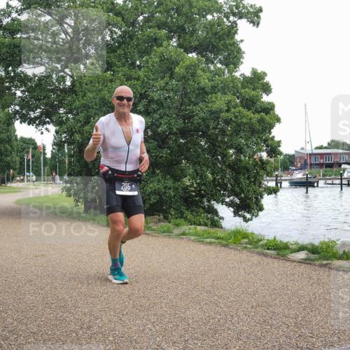 22.06.2025 - Viking Triathlon KatJ http://msf.ph/oto/8123483 22.06.2025 15:18:54 Laufen 205 meine-sportfotos.de