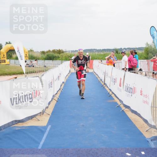22.06.2025 - Viking Triathlon MichiJ http://msf.ph/oto/8123503 22.06.2025 17:09:40 Ziel 493 meine-sportfotos.de