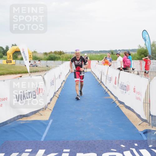 22.06.2025 - Viking Triathlon MichiJ http://msf.ph/oto/8123525 22.06.2025 17:09:40 Ziel 493 meine-sportfotos.de