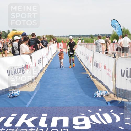 22.06.2025 - Viking Triathlon MichiJ http://msf.ph/oto/8123559 22.06.2025 15:14:31 Ziel 281 meine-sportfotos.de