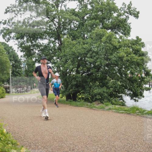22.06.2025 - Viking Triathlon KatJ http://msf.ph/oto/8123564 22.06.2025 15:19:14 Laufen 154, 342 meine-sportfotos.de