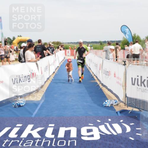 22.06.2025 - Viking Triathlon MichiJ http://msf.ph/oto/8123589 22.06.2025 15:14:31 Ziel 281 meine-sportfotos.de