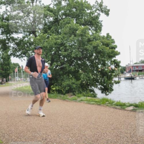 22.06.2025 - Viking Triathlon KatJ http://msf.ph/oto/8123590 22.06.2025 15:19:15 Laufen 154, 342 meine-sportfotos.de