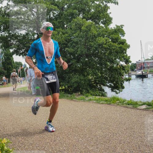 22.06.2025 - Viking Triathlon KatJ http://msf.ph/oto/8123594 22.06.2025 13:37:45 Laufen 237 meine-sportfotos.de