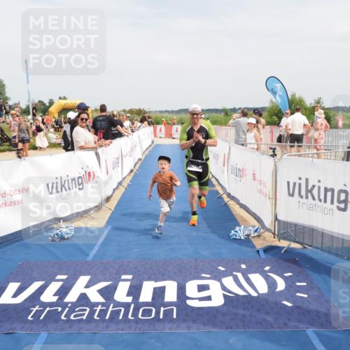22.06.2025 - Viking Triathlon MichiJ http://msf.ph/oto/8123643 22.06.2025 15:14:32 Ziel 281 meine-sportfotos.de