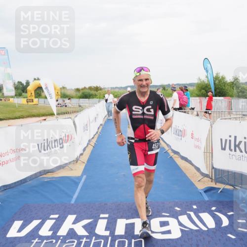 22.06.2025 - Viking Triathlon MichiJ http://msf.ph/oto/8123674 22.06.2025 17:09:42 Ziel 246, 493 meine-sportfotos.de