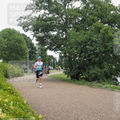22.06.2025 - Viking Triathlon KatJ http://msf.ph/oto/8123676 22.06.2025 15:19:39 Laufen 256 meine-sportfotos.de
