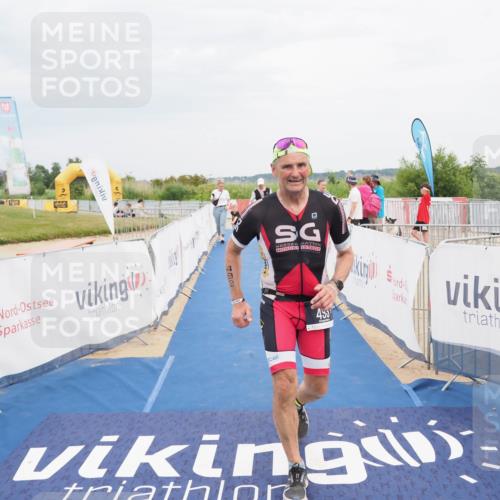 22.06.2025 - Viking Triathlon MichiJ http://msf.ph/oto/8123681 22.06.2025 17:09:42 Ziel 246, 493 meine-sportfotos.de