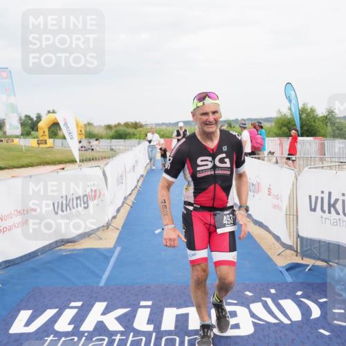22.06.2025 - Viking Triathlon MichiJ http://msf.ph/oto/8123690 22.06.2025 17:09:43 Ziel 246, 493 meine-sportfotos.de