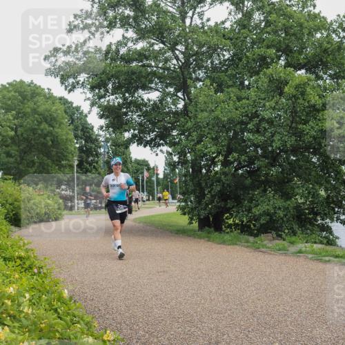 22.06.2025 - Viking Triathlon KatJ http://msf.ph/oto/8123693 22.06.2025 15:19:39 Laufen 256 meine-sportfotos.de