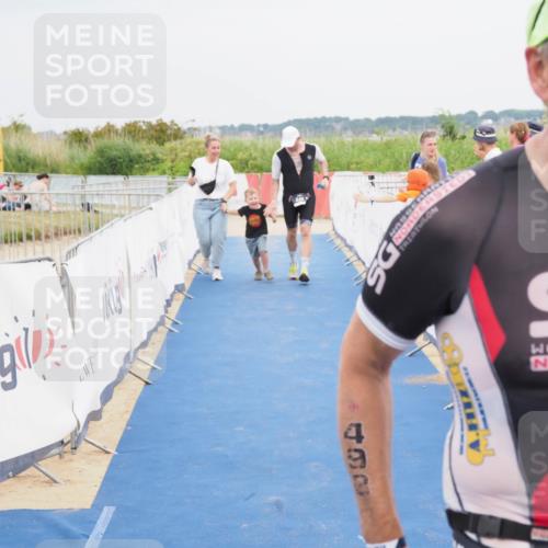 22.06.2025 - Viking Triathlon MichiJ http://msf.ph/oto/8123736 22.06.2025 17:09:43 Ziel 246, 493 meine-sportfotos.de