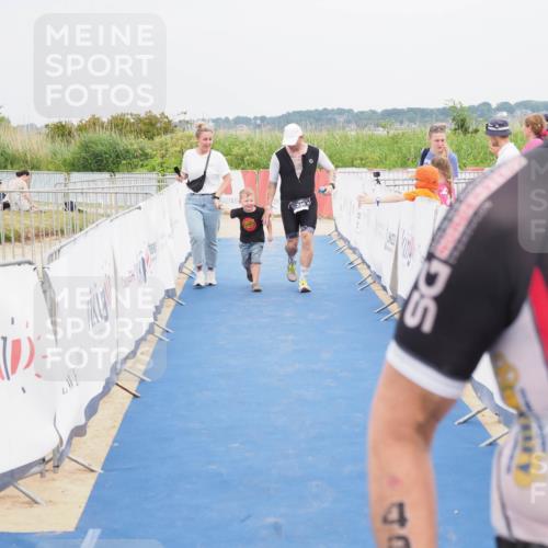 22.06.2025 - Viking Triathlon MichiJ http://msf.ph/oto/8123740 22.06.2025 17:09:43 Ziel 246, 493 meine-sportfotos.de