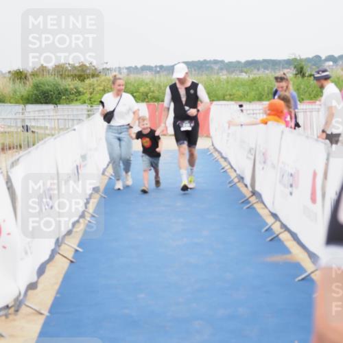 22.06.2025 - Viking Triathlon MichiJ http://msf.ph/oto/8123756 22.06.2025 17:09:44 Ziel 246, 493 meine-sportfotos.de