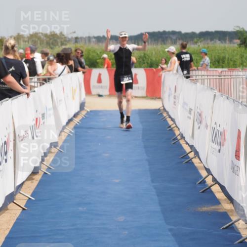 22.06.2025 - Viking Triathlon MichiJ http://msf.ph/oto/8123775 22.06.2025 15:14:50 Ziel 264 meine-sportfotos.de